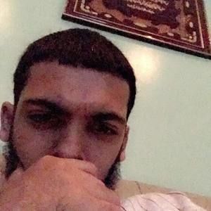 Meet your Posher, Humza